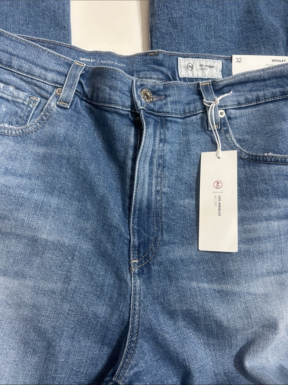 NWT (size 32) AG Jeans
Brinley Mid Rise Straight in Iris - Picture 7 of 9